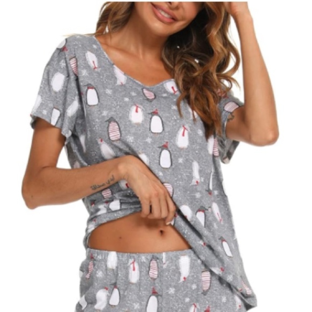 •ENJOYNIGHT•GRAY PENGUIN PRINT WINTERTIME ROUND NECK SHORT SLEEVE TOP XL EUC